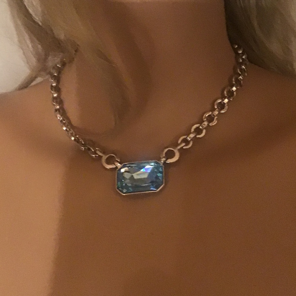 Elegant Blue Stone silver necklace